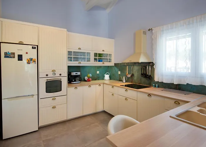 Vasia's Artistsvillas